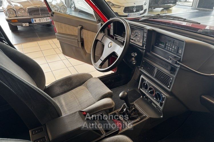 Alfa Romeo 75 1.8 Scuderia - <small></small> 30.000 € <small>TTC</small> - #29