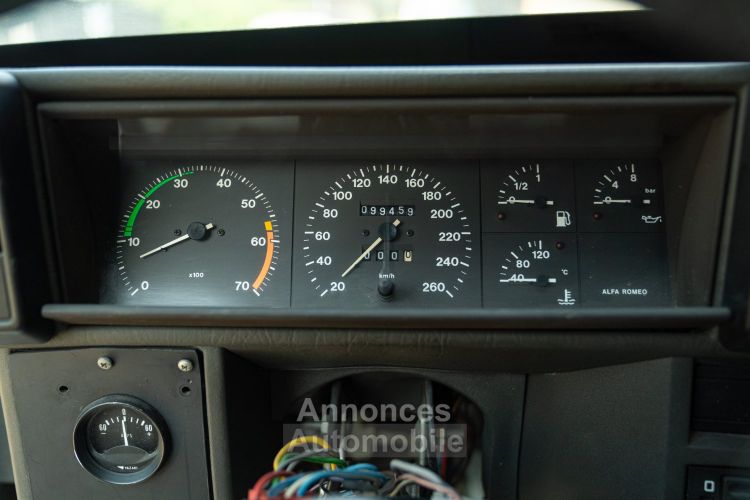 Alfa Romeo 75 3.0 V6 - Prix sur Demande - #36