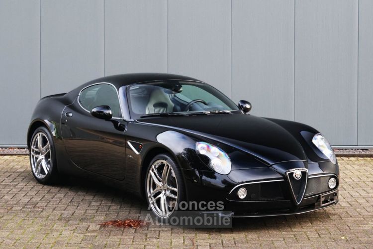 Alfa Romeo 8C Competizione 4.7-liter V8 engine 450 HP - <small></small> 325.000 € <small>TTC</small> - #11