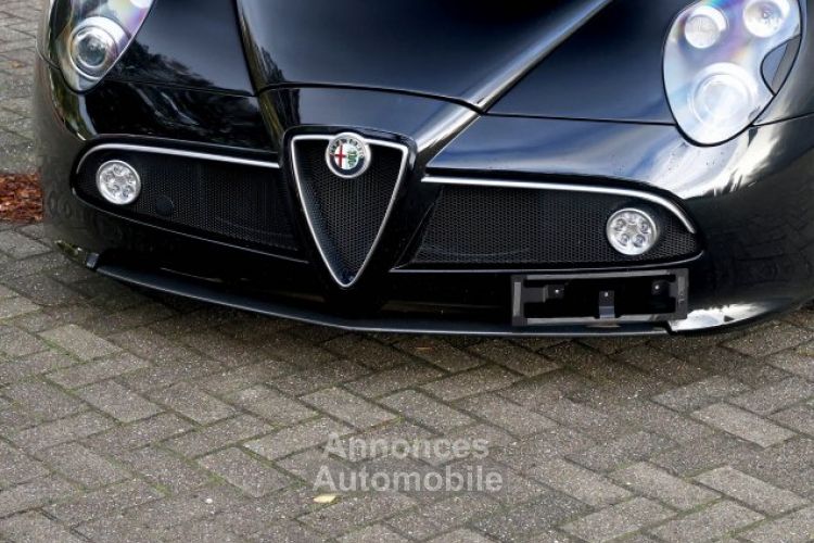 Alfa Romeo 8C Competizione 4.7-liter V8 engine 450 HP - <small></small> 325.000 € <small>TTC</small> - #17