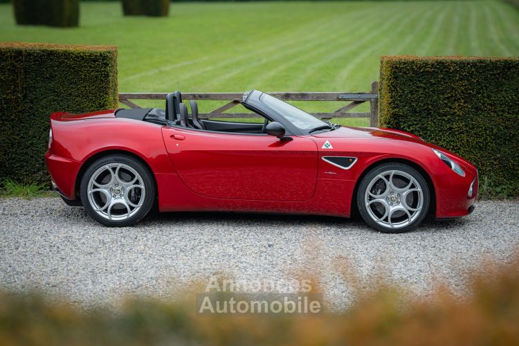 Alfa Romeo 8C Spider - Low Mileage - <small></small> 275.000 € <small>TTC</small> - #4