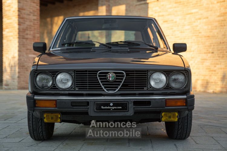 Alfa Romeo Alfetta 2000 QUADRIFOGLIO ORO - Prix sur Demande - #4