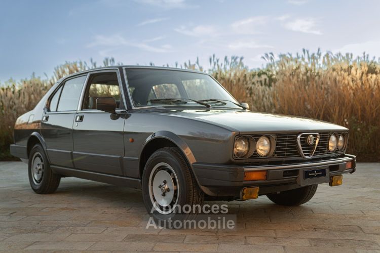 Alfa Romeo Alfetta 2000 QUADRIFOGLIO ORO - Prix sur Demande - #11