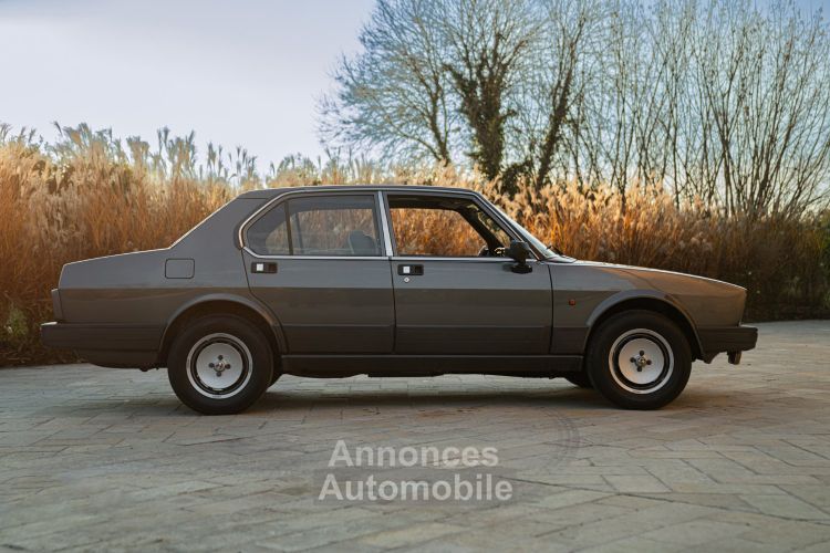 Alfa Romeo Alfetta 2000 QUADRIFOGLIO ORO - Prix sur Demande - #13