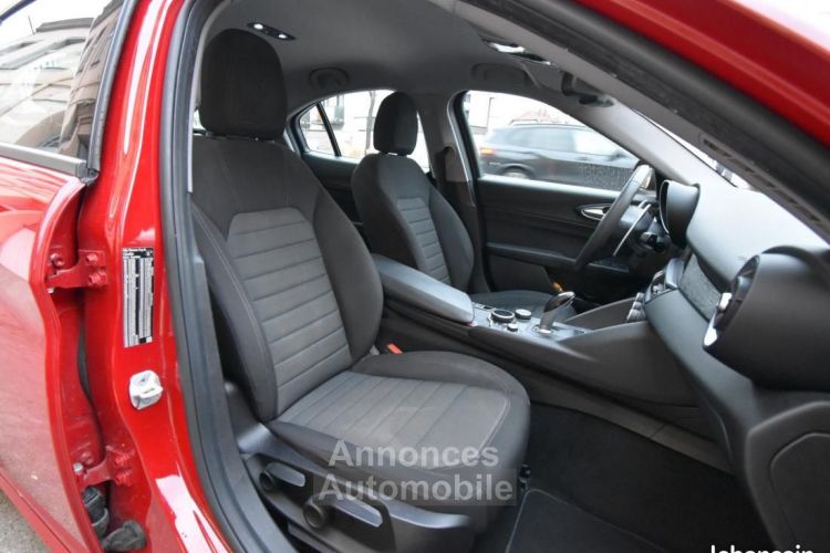 Alfa Romeo Giulia 136 CH BUSINESS GARANTIE 6 MOIS - <small></small> 19.990 € <small>TTC</small> - #12