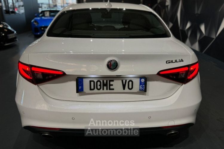 Alfa Romeo Giulia 2.0 TB 200CH AT8 - <small></small> 24.490 € <small>TTC</small> - #5