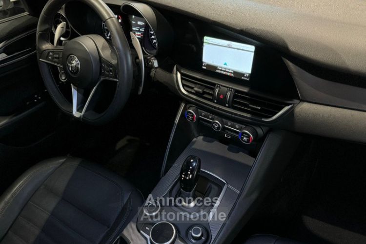 Alfa Romeo Giulia 2.0 TB 200CH AT8 - <small></small> 24.490 € <small>TTC</small> - #16