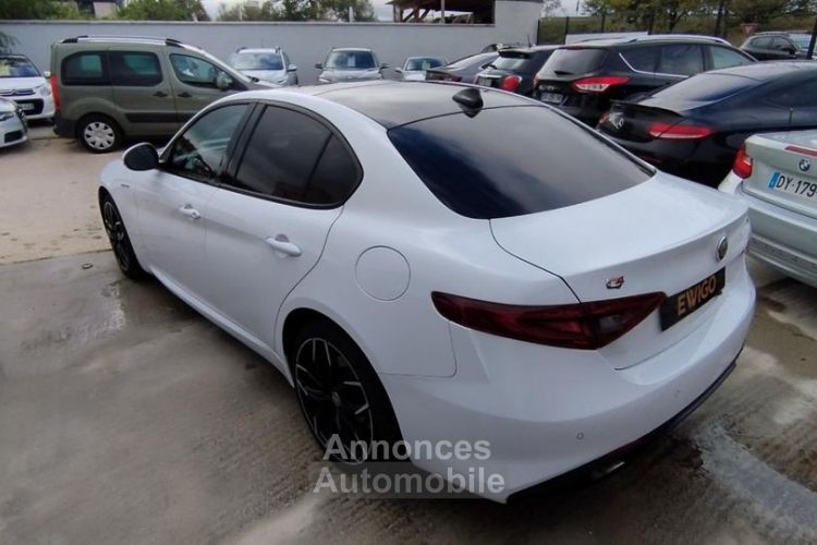 Alfa Romeo Giulia 2.0 TB 280 ch VELOCE Q4 BVA + 4 JANTES D'ORIGINE - <small></small> 27.489 € <small>TTC</small> - #4