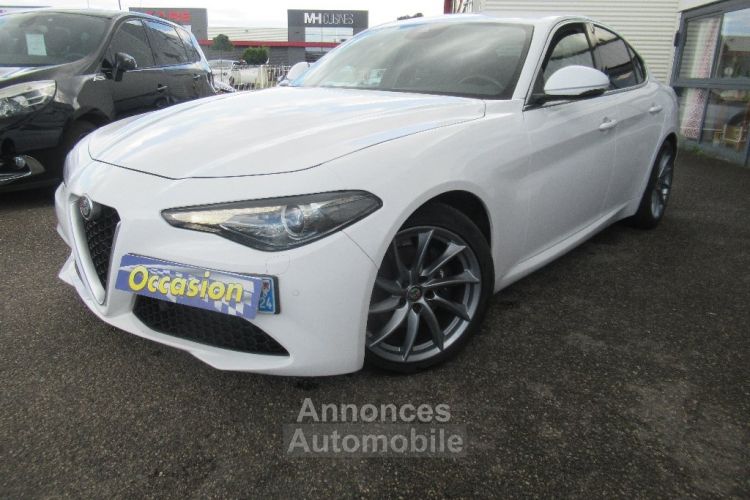 Alfa Romeo Giulia 2.2 180 ch AT8 Lusso - <small></small> 19.990 € <small>TTC</small> - #1