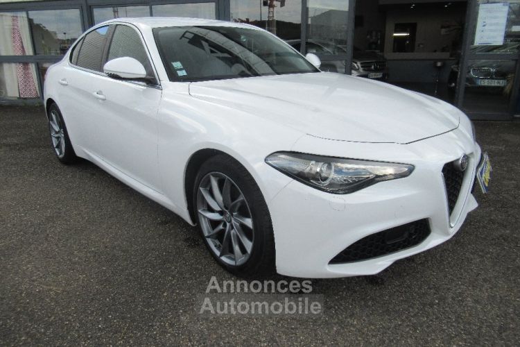 Alfa Romeo Giulia 2.2 180 ch AT8 Lusso - <small></small> 19.990 € <small>TTC</small> - #3