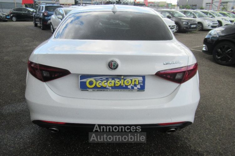 Alfa Romeo Giulia 2.2 180 ch AT8 Lusso - <small></small> 19.990 € <small>TTC</small> - #5