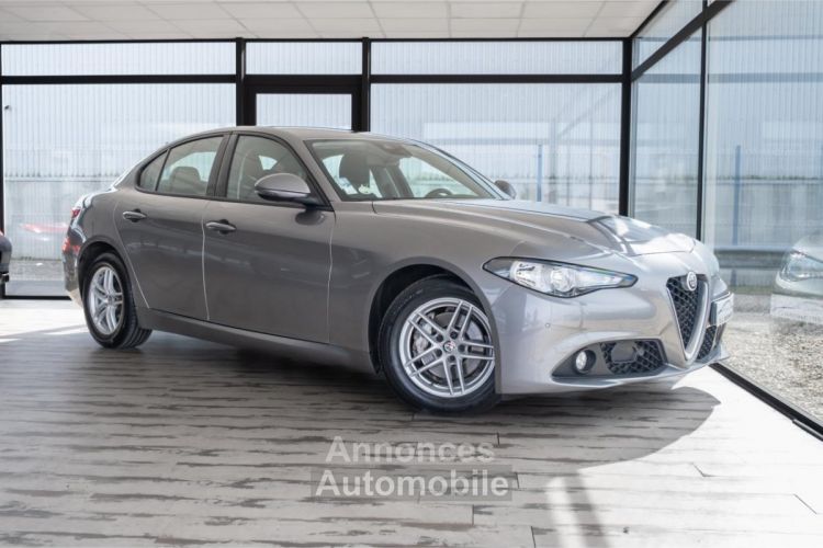 Alfa Romeo Giulia 2.2 D 150 BVA Business - <small></small> 15.980 € <small>TTC</small> - #1