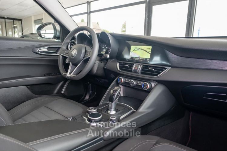 Alfa Romeo Giulia 2.2 D 150 BVA Business - <small></small> 15.980 € <small>TTC</small> - #5