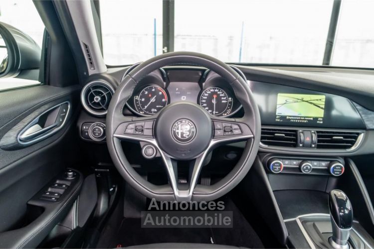 Alfa Romeo Giulia 2.2 D 150 BVA Business - <small></small> 15.980 € <small>TTC</small> - #19