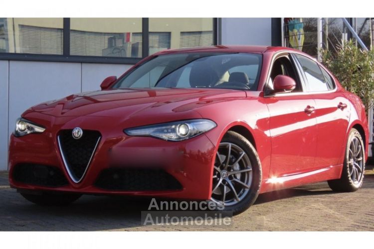 Alfa Romeo Giulia 2.2 D 160 BVA Super - GARANTIE 12 MOIS - <small></small> 26.990 € <small>TTC</small> - #1