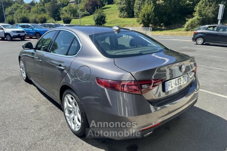 Alfa Romeo Giulia 2.2 D - 190 - BVA 2019 Super GPS + Camera AR - <small></small> 23.990 € <small>TTC</small> - #5