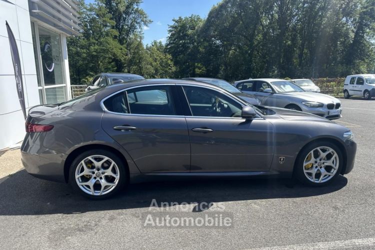 Alfa Romeo Giulia 2.2 D - 190 - BVA 2019 Super GPS + Camera AR - <small></small> 23.990 € <small>TTC</small> - #8