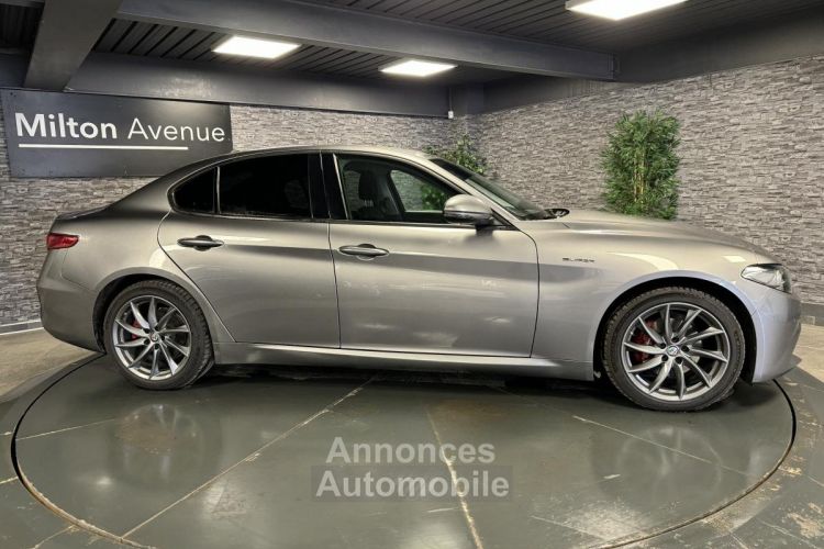 Alfa Romeo Giulia 2.2 D - 190 - BVA Super - <small></small> 24.990 € <small></small> - #4