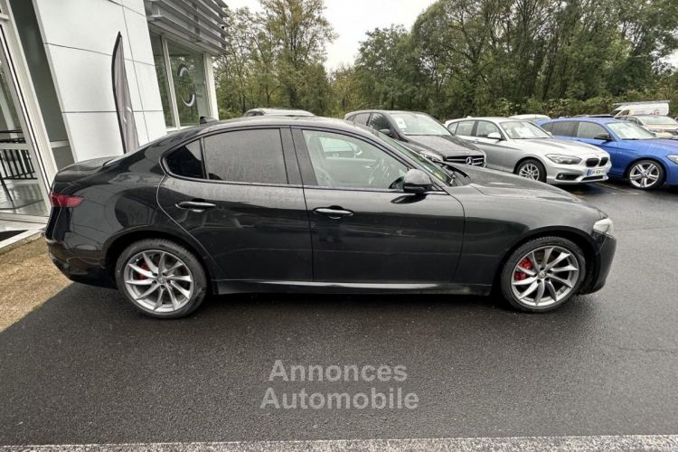 Alfa Romeo Giulia 2.2 D - 210 - BVA Veloce Q4 GPS + CAMERA AR + TOIT OUVRANT - <small></small> 19.990 € <small>TTC</small> - #8