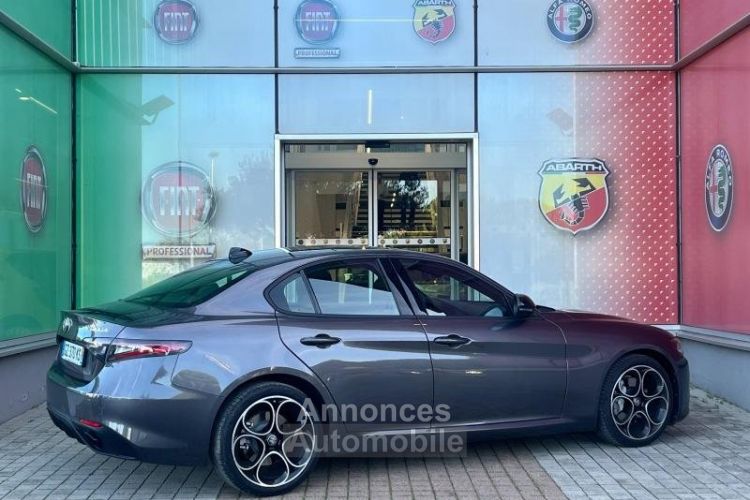 Alfa Romeo Giulia 2.2 Diesel 160ch Sprint AT8 - <small></small> 43.990 € <small>TTC</small> - #4