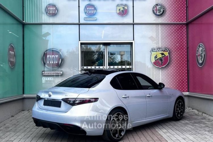 Alfa Romeo Giulia 2.2 Diesel 160ch Veloce AT8 - <small></small> 47.990 € <small>TTC</small> - #4