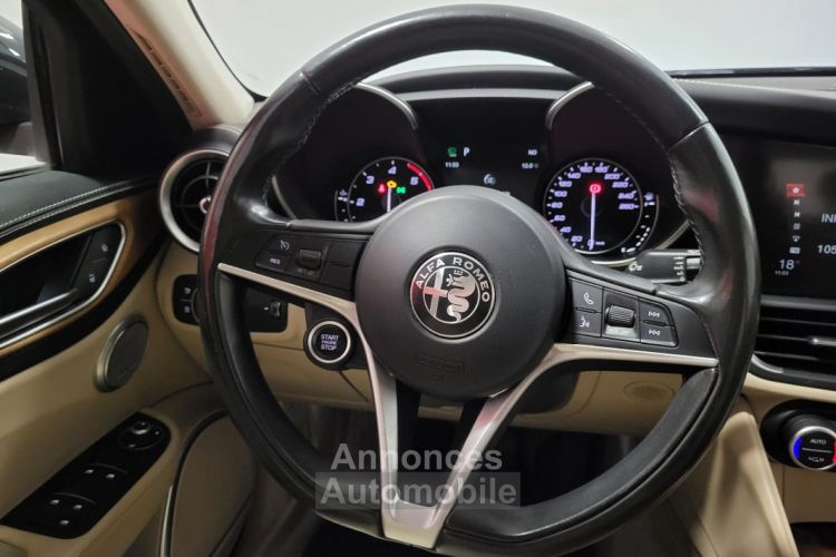 Alfa Romeo Giulia 2.2 JTD 150 LUSSO - <small></small> 16.390 € <small>TTC</small> - #15