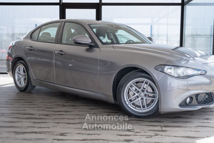 Alfa Romeo Giulia 2.2 JTD 150CH BUSINESS AT8 - <small></small> 17.980 € <small>TTC</small> - #10