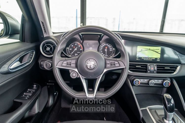 Alfa Romeo Giulia 2.2 JTD 150CH BUSINESS AT8 - <small></small> 17.980 € <small>TTC</small> - #19