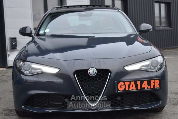 Alfa Romeo Giulia 2.2 JTD 180CH LUSSO AT8 - <small></small> 15.990 € <small>TTC</small> - #17