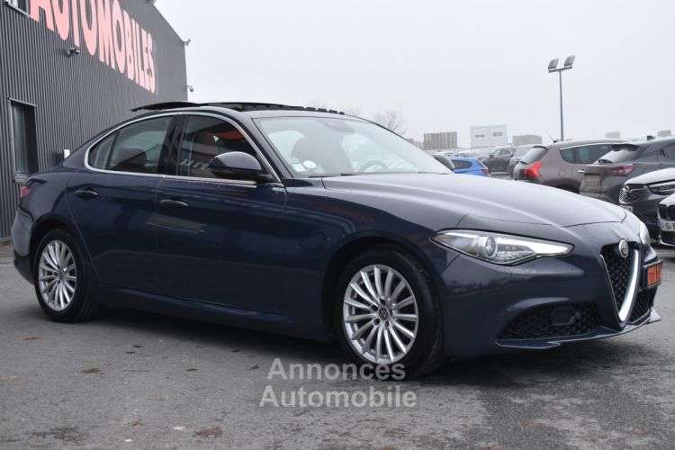 Alfa Romeo Giulia 2.2 JTD 180CH LUSSO AT8 - <small></small> 15.990 € <small>TTC</small> - #20