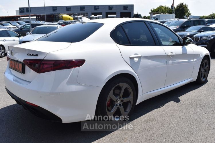 Alfa Romeo Giulia 2.2 JTD 190CH SPORT EDITION AT8 MY19 - <small></small> 29.990 € <small>TTC</small> - #2