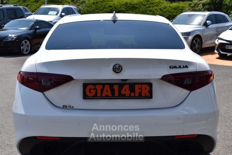 Alfa Romeo Giulia 2.2 JTD 190CH SPORT EDITION AT8 MY19 - <small></small> 29.990 € <small>TTC</small> - #18