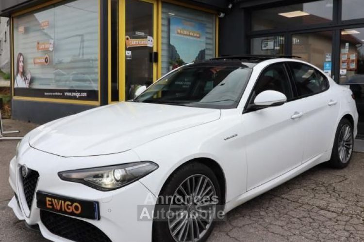 Alfa Romeo Giulia 2.2 JTD 210 VELOCE Q4 BVA + TOIT OUVRANT SIEGES AV CHAUFFANTS ELECTRIQUES A M... - <small></small> 18.489 € <small>TTC</small> - #1