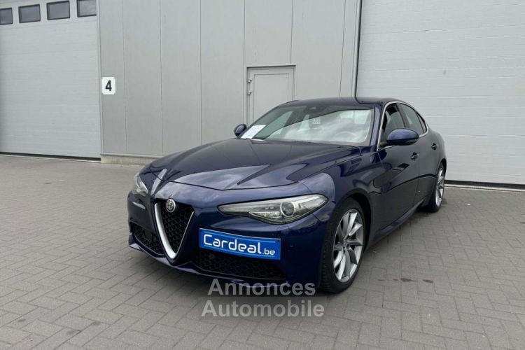 Alfa Romeo Giulia 2.2 JTDm Super-GPS-CUIR-CAMERA-GARANTIE.12.MOIS- - <small></small> 16.990 € <small>TTC</small> - #3