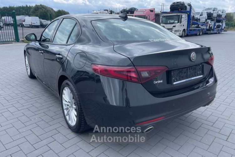 Alfa Romeo Giulia 2.2 MJD euro6ei--FAIBLE.KLM--GPS--CLIM--GARANTIE-- - <small></small> 27.990 € <small>TTC</small> - #4