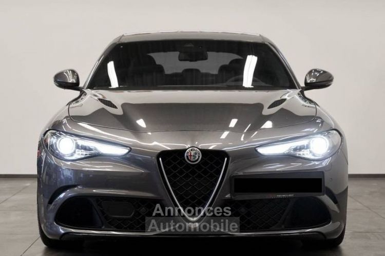 Alfa Romeo Giulia 2.9 V6 510ch Quadrifoglio AT8 - <small></small> 55.900 € <small>TTC</small> - #2