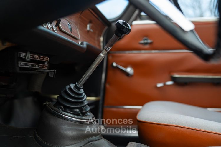 Alfa Romeo Giulia GT 1300 SCALINO - Prix sur Demande - #27