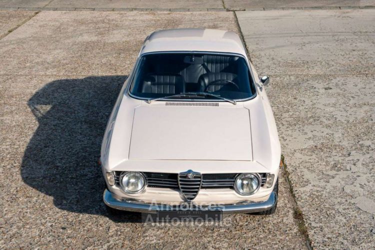 Alfa Romeo Giulia GT Sprint Veloce | FULL RESTORED - <small></small> 64.900 € <small>TTC</small> - #3
