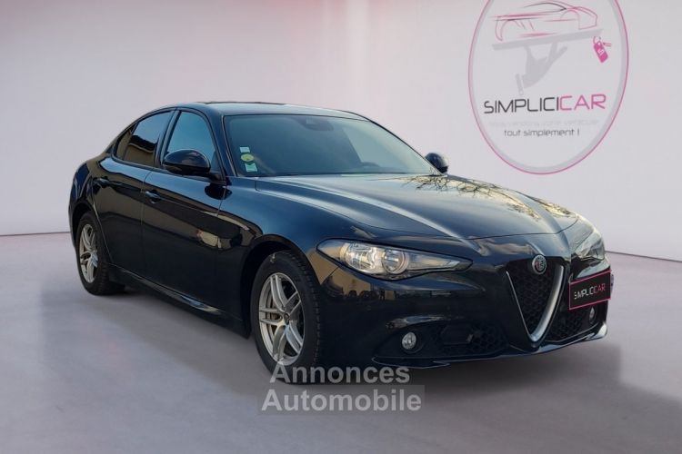 Alfa Romeo Giulia MY19 2.2 JTD 136ch AT8 Business - Jeu de 4 jantes 19 supplémentaires - <small></small> 18.490 € <small>TTC</small> - #1