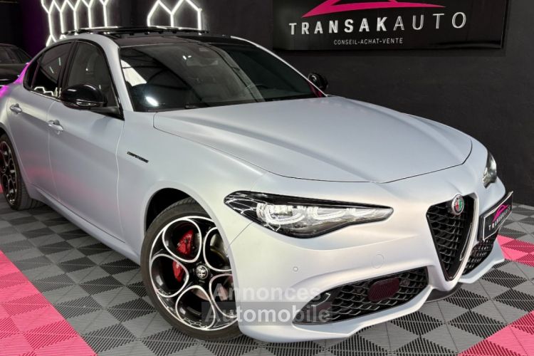 Alfa Romeo Giulia MY23 Competizione Q4 210 ch 2.2 AT8 Full options ~ 1 ere main ~ - <small></small> 48.990 € <small>TTC</small> - #1