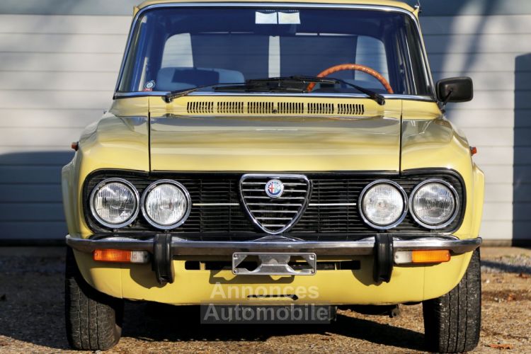 Alfa Romeo Giulia Nuova Super 1300 1.3L 4 Cylinder engine producing 89 bhp - <small></small> 21.900 € <small>TTC</small> - #7