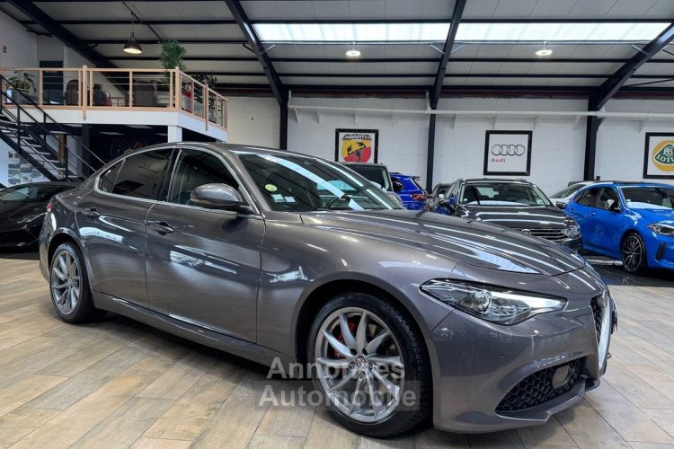 Alfa Romeo Giulia VELOCE 2.2 JTD Q4 AT8 210CV CAM/SIEGE ET VOLANT CHAUFFANT - <small></small> 25.990 € <small>TTC</small> - #3