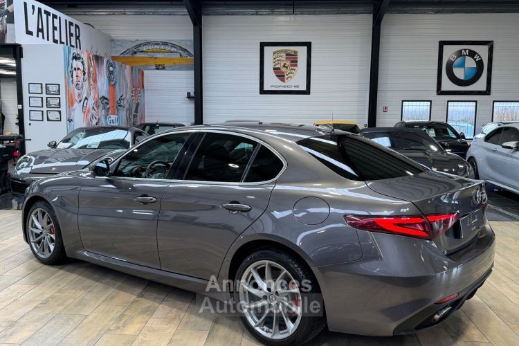 Alfa Romeo Giulia VELOCE 2.2 JTD Q4 AT8 210CV CAM/SIEGE ET VOLANT CHAUFFANT - <small></small> 25.990 € <small>TTC</small> - #7