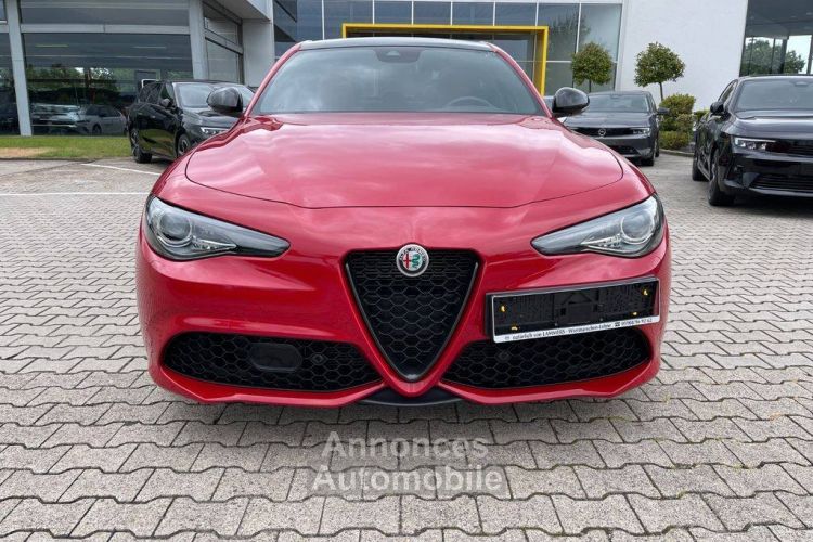 Alfa Romeo Giulia Veloce Q4 HARMAN/PANO - <small></small> 44.995 € <small>TTC</small> - #2