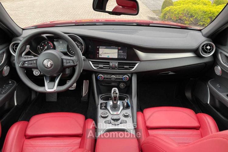 Alfa Romeo Giulia Veloce Q4 HARMAN/PANO - <small></small> 44.995 € <small>TTC</small> - #16