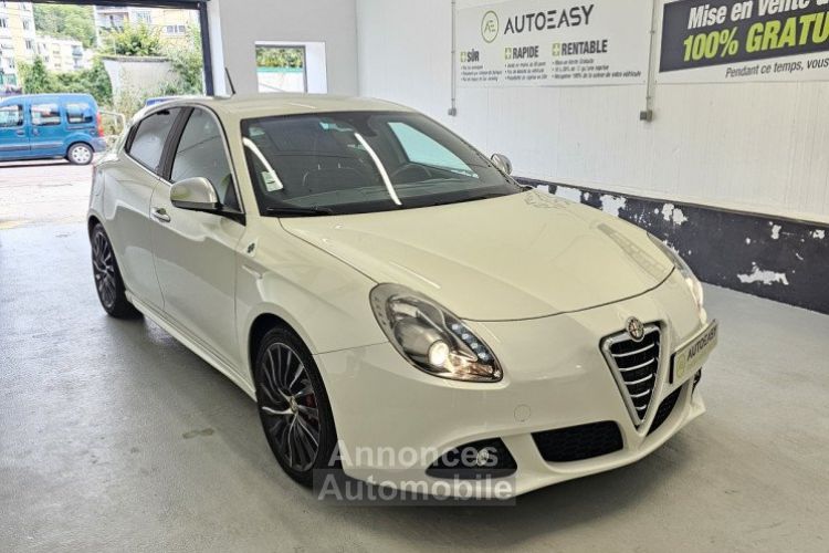 Alfa Romeo Giulietta  Quadrifoglio Verde 1.8 235 clim prise auxiliaire révision ok - <small></small> 9.990 € <small>TTC</small> - #23