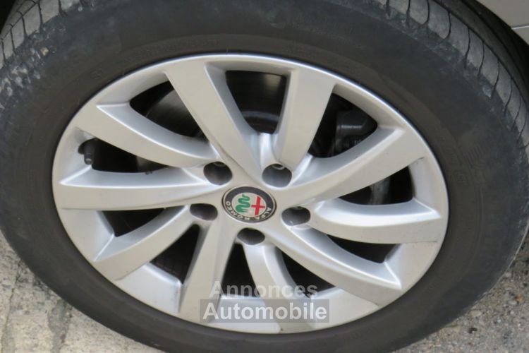 Alfa Romeo Giulietta 120 jtdm business - <small></small> 17.690 € <small>TTC</small> - #12