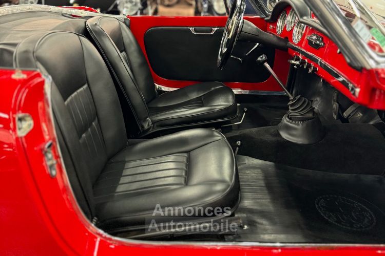 Alfa Romeo Giulietta 1300 SPIDER - <small></small> 79.000 € <small></small> - #24