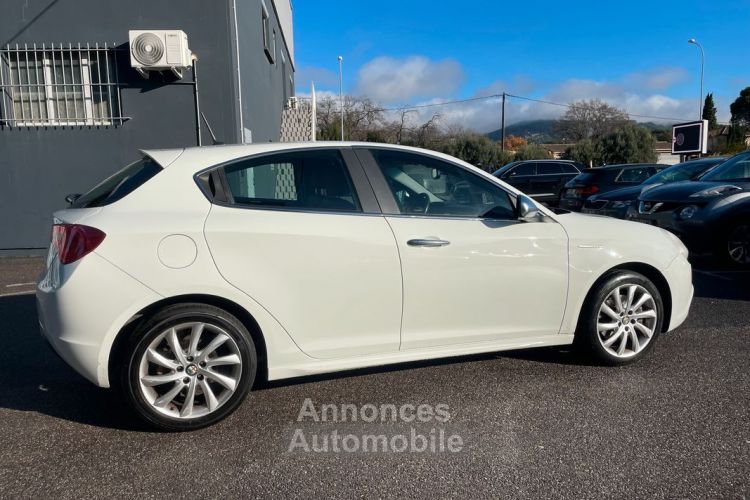 Alfa Romeo Giulietta 1.4 170 cv garantie - <small></small> 5.990 € <small>TTC</small> - #2