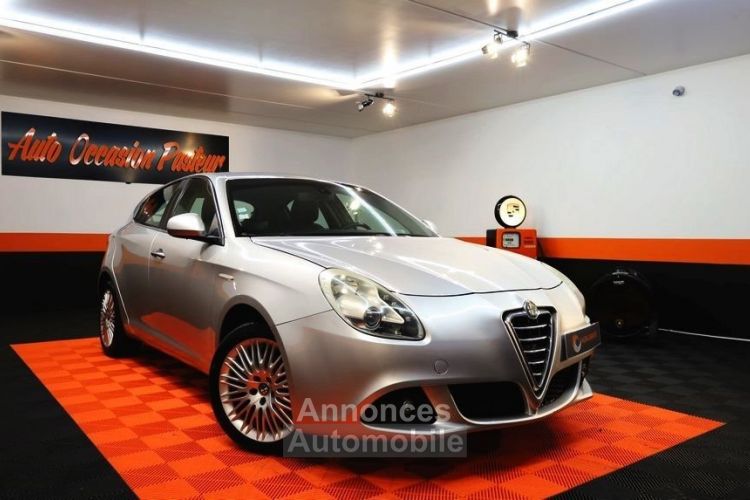 Alfa Romeo Giulietta 1.4 MULTIAIR DISTINCTIVE STOP&START - <small></small> 9.990 € <small>TTC</small> - #1